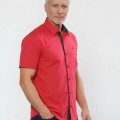 Camisa masculina de tricoline manga curta com detalhe de bolinha, vermelha