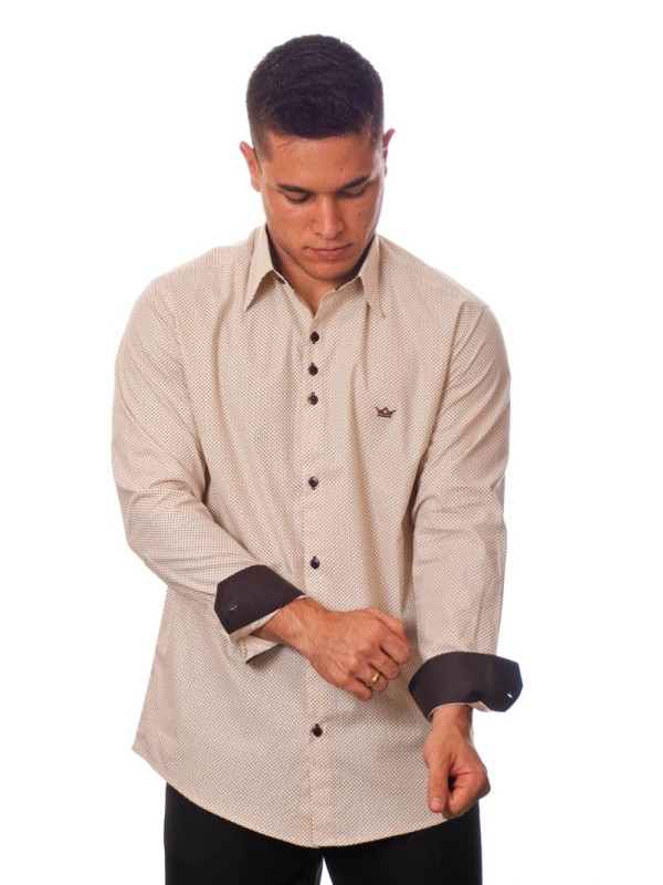 Camisa masculina de bolinha manga longa, bege Camisa masculina de bolinha manga longa, bege
