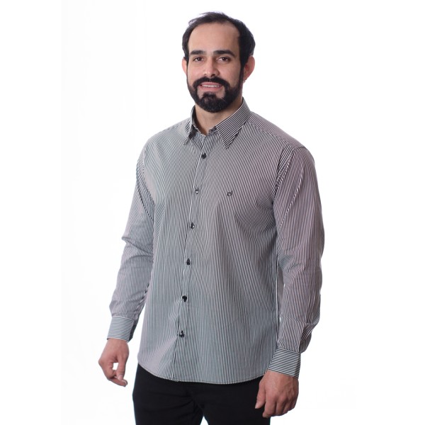 Camisa masculina listrada branco e preto
