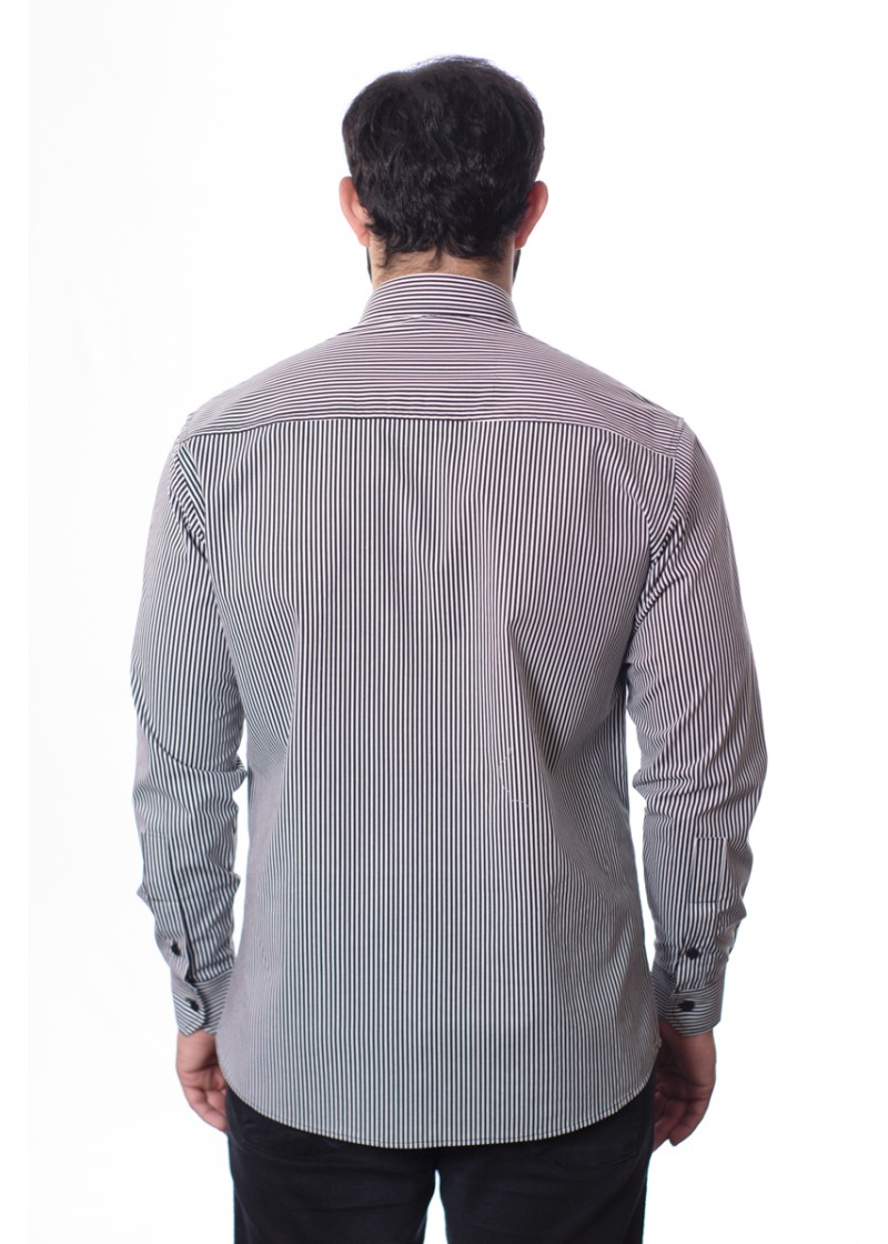 Camisa masculina listrada branco e preto