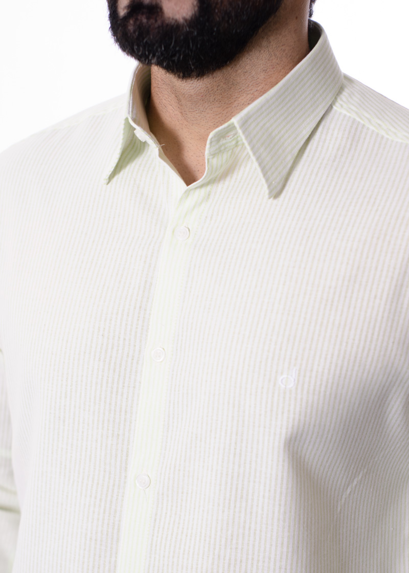 Camisa masculina listrada verde claro