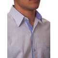 Camisa social masculina de algodão listrada com detalhe lilás, manga curta