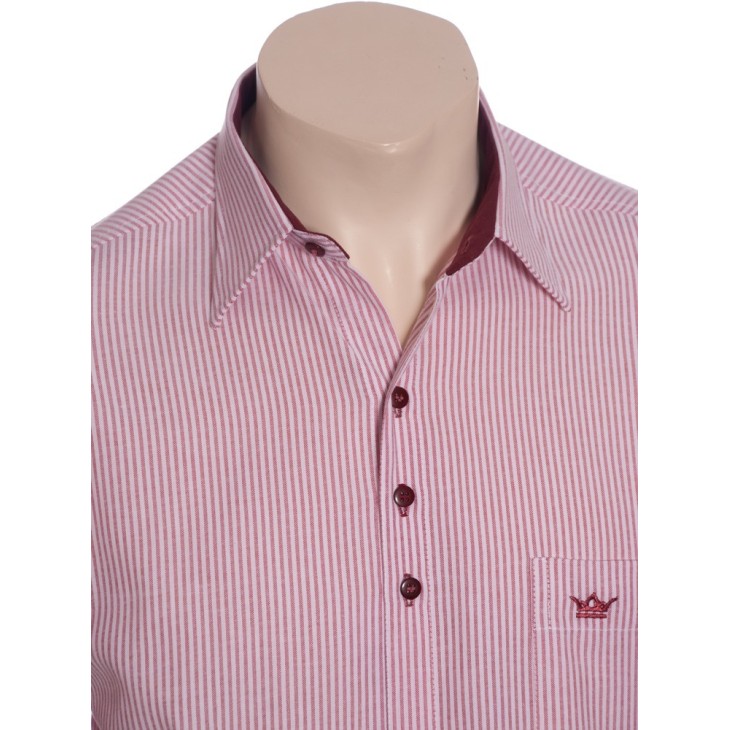 Camisa social masculina de algodão listrada com detalhe vinho, manga curta