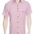 Camisa social masculina de algodão listrada com detalhe vinho, manga curta
