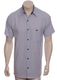Camisa social masculina de algodão listrada com detalhe marinho, manga curta