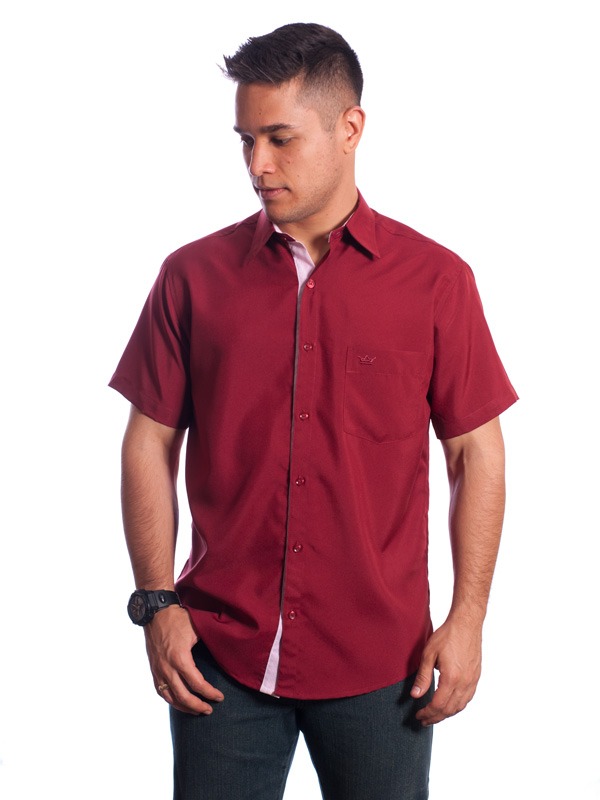 Camisa social masculina de microfibra manga curta com detalhe vinho Camisa social masculina de microfibra manga curta com detalhe vinho