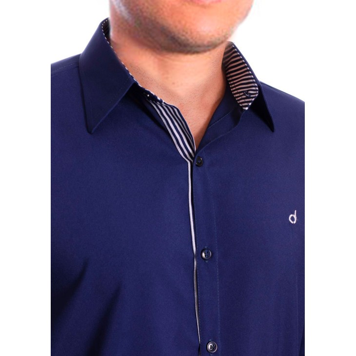 Camisa social masculina de microfibra manga curta com detalhe marinho