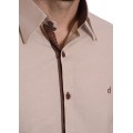 Camisa masculina de tricoline manga longa com detalhe de bolinha, cáqui