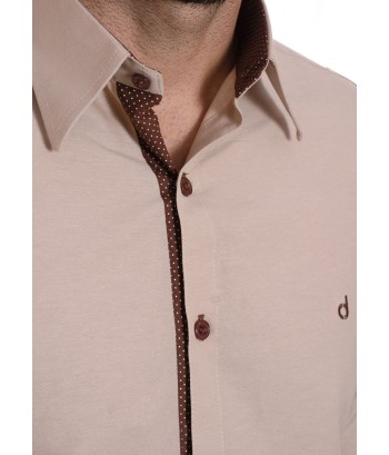 Camisa masculina de tricoline manga longa com detalhe de bolinha, cáqui
