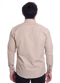 Camisa masculina de tricoline manga longa com detalhe de bolinha, cáqui