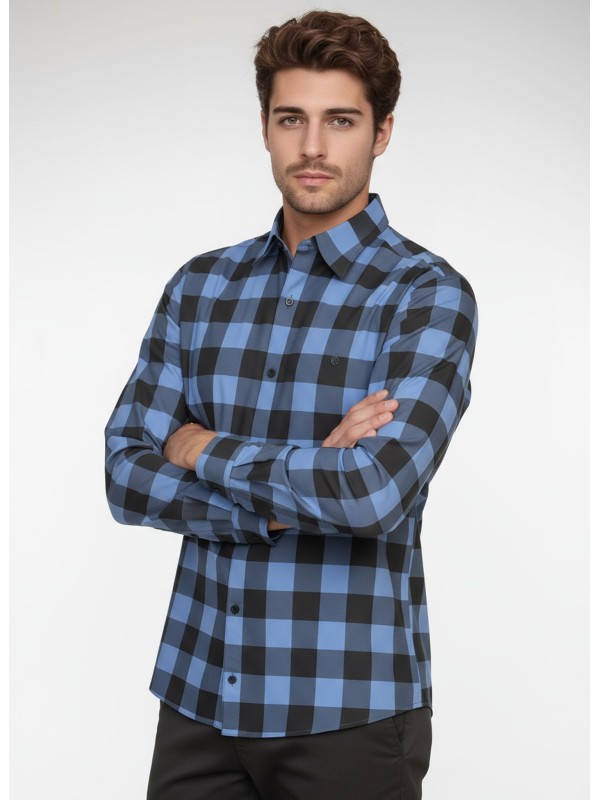 Camisa Xadrez Azul e Preta Manga Longa Camisa Xadrez Azul e Preta Manga Longa