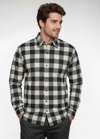 Camisa Xadrez Bege e Preta Manga Longa