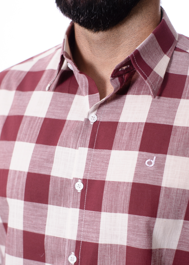 Camisa xadrez masculina vinho e branca