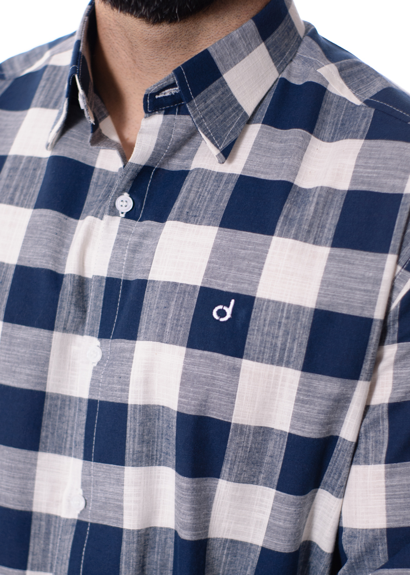 Camisa xadrez masculina marinho e branca