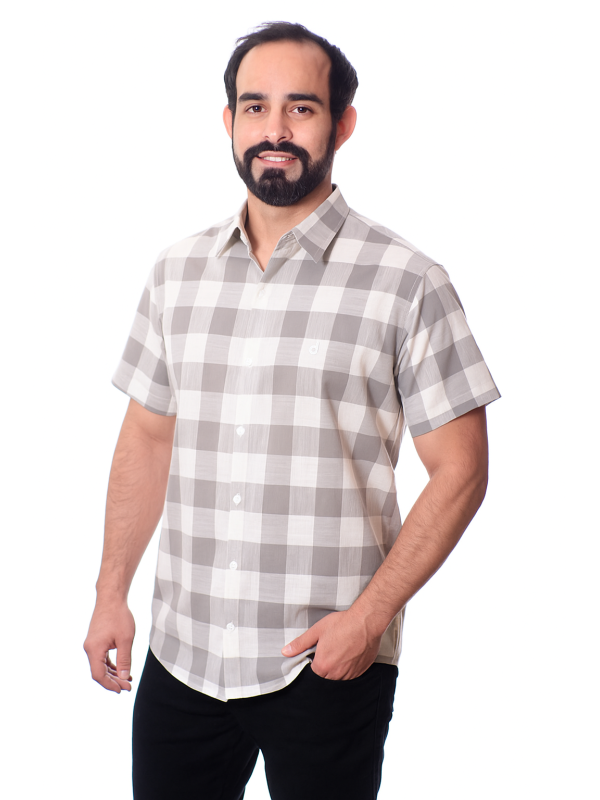 Camisa xadrez masculina cinza e branca manga curta Camisa xadrez masculina cinza e branca manga curta