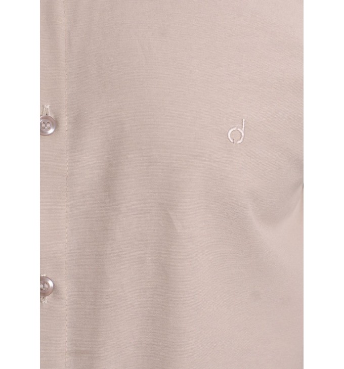 Camisa social cáqui masculina de tricoline manga curta Camisa social cáqui masculina de tricoline manga curta