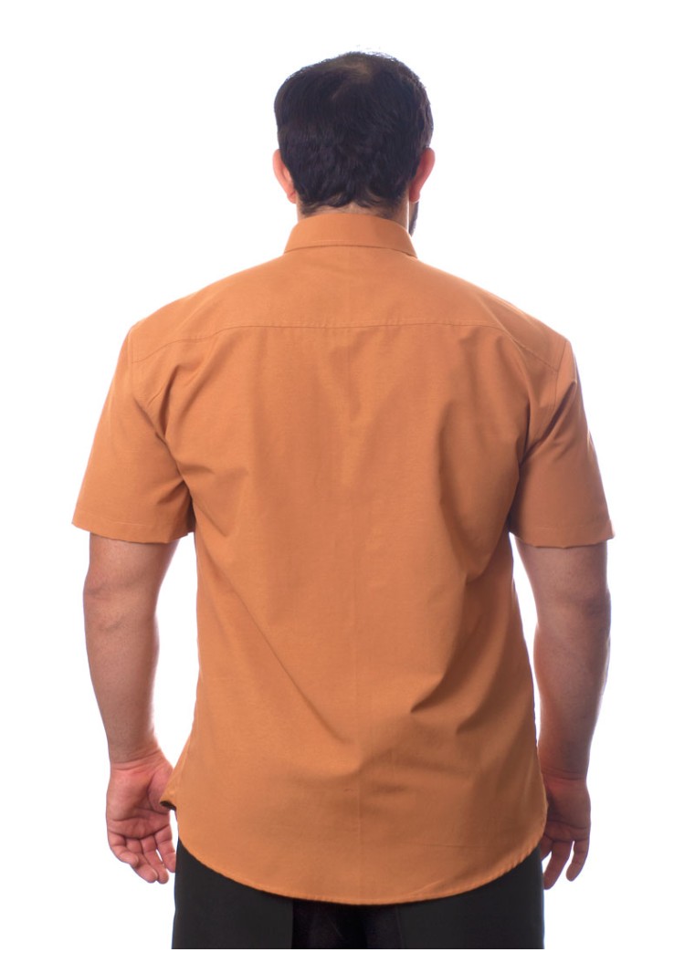 Camisa social caramelo de tricoline manga curta