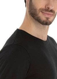 Camiseta de Algodão Premium Preta