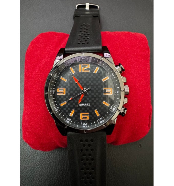 Relógio Masculino Esportivo com Mostrador Preto e Detalhes Laranja Relógio Masculino Esportivo com Mostrador Preto e Detalhes Laranja